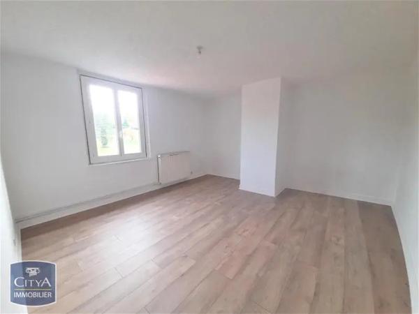 Appartement à louer 3 pièces 90m² Le Vigen (87110)