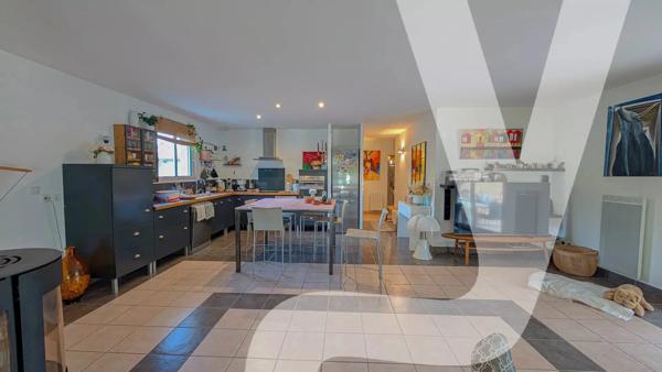 Maison de plain-pied avec piscine – 4 chambres – Gujan Mestras - 33470 Gujan-Mestras - Réf 86492013