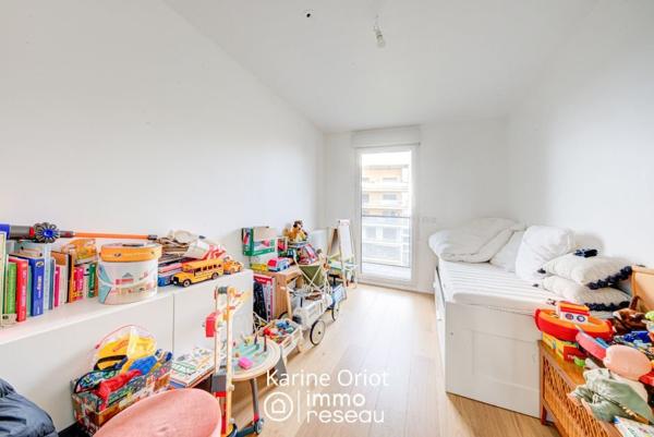 Appartement à GENNEVILLIERS (92230)