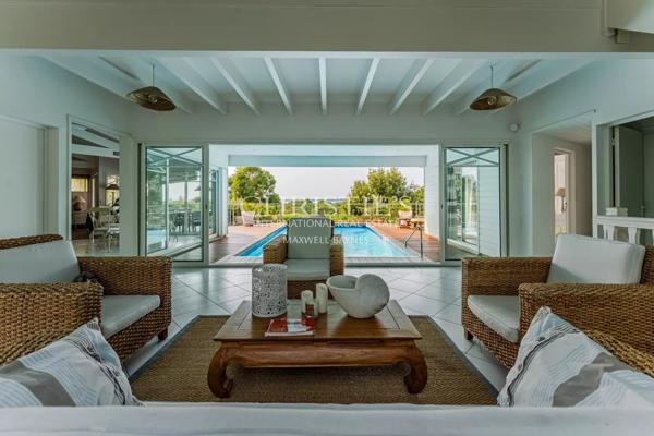 Pyla – Villa avec vue bassin –