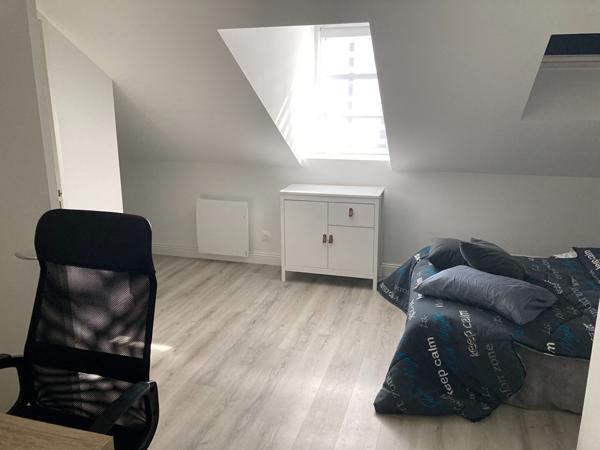 A LOUER - Chambre meublée dans une colocation étudiante - BICHON ST LAZARE
