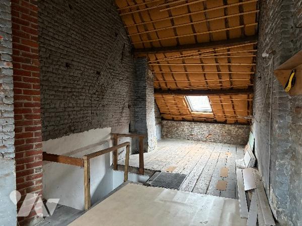 MAISON DE VILLE SAINT AMAND LES EAUX OPPORTUNITE A SAISIR