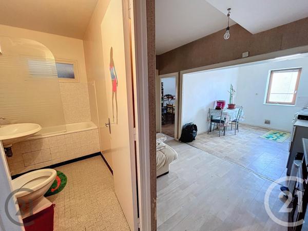 Immeuble à vendre  118,30 m2 RIOM - 63