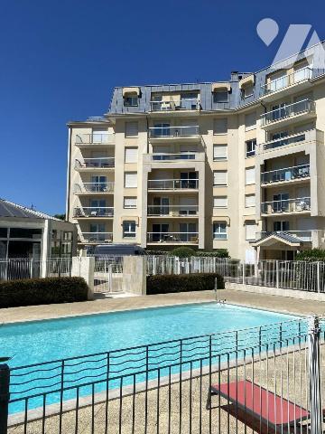IDEAL INVESTISSEUR MERIGNAC RESIDENCE LES CONVIVIALES Prox Pellegrin / Tram et gare
Superbe T1...