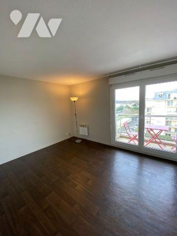 IDEAL INVESTISSEUR MERIGNAC RESIDENCE LES CONVIVIALES Prox Pellegrin / Tram et gare
Superbe T1...