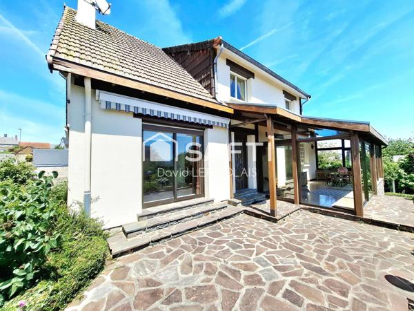 GRANDE MAISON AVEC SOUS SOL INTEGRAL ET HANGAR