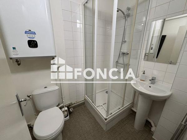 Location Studio 30 m² - RUE AUGUSTE LECHESNE Caen 14000