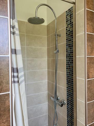 Vals-les-Bains (07600) Charmante Petite Maison « Rose » des années 50 - Jardin arboré – Tout à pied