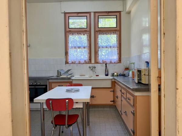 Vals-les-Bains (07600) Charmante Petite Maison « Rose » des années 50 - Jardin arboré – Tout à pied