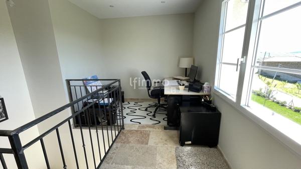 Bastide éco-responsable 140 m² 3 ch + bureau terrain 1300 m²