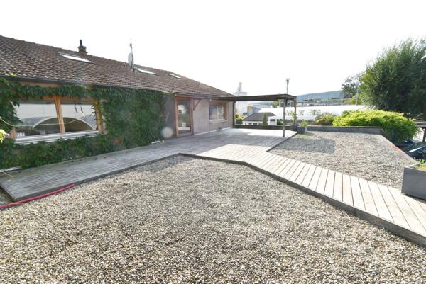 Dpt Bas-Rhin (67), à louer à Marlenheim : Espace Bureaux (187 m2) - Bel emplacement convivial - Parking