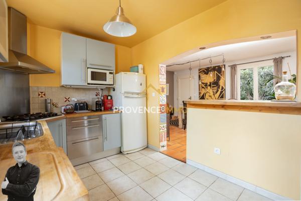 Salon-de-Provence (13300) Maison familiale de 129 m2 - 5 chambres, garage et piscine