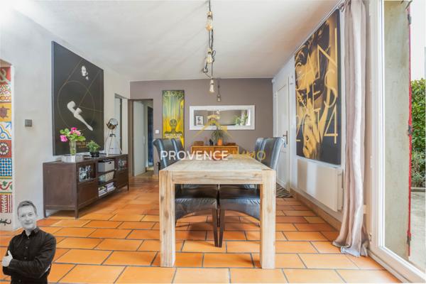 Salon-de-Provence (13300) Maison familiale de 129 m2 - 5 chambres, garage et piscine