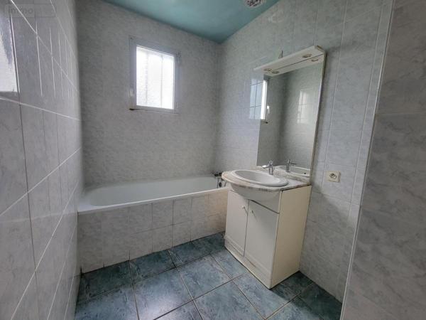 Maison à vendre à Carhaix-Plouguer dans le Finistère (29270), ref : 56071-2505