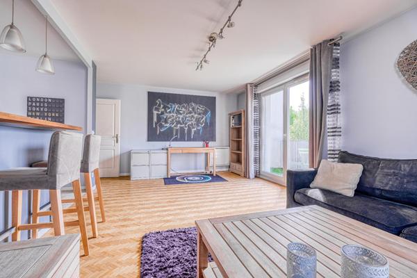 Charmant 3 pièces avec balcons - Chessy Bourg - environnement verdoyant et recherché