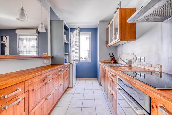 Charmant 3 pièces avec balcons - Chessy Bourg - environnement verdoyant et recherché