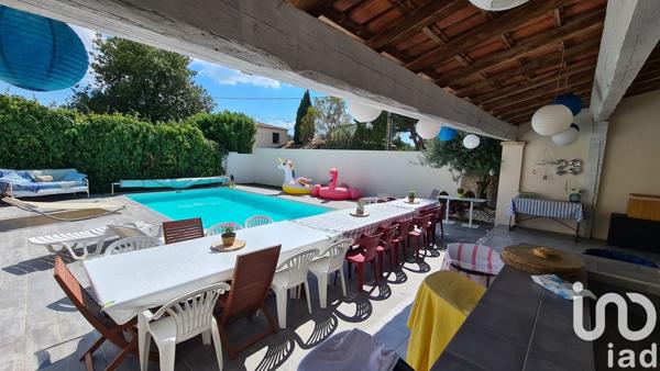 Maison 6 pièces de 160 m² à Beauvoisin (30640)