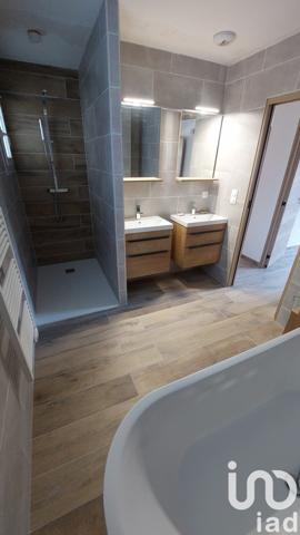 Maison 6 pièces de 160 m² à Beauvoisin (30640)