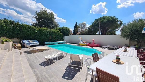 Maison 6 pièces de 160 m² à Beauvoisin (30640)