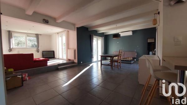 Maison 6 pièces de 160 m² à Beauvoisin (30640)