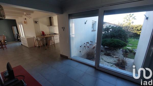 Maison 6 pièces de 160 m² à Beauvoisin (30640)