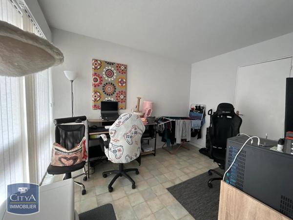 Appartement à louer 4 pièces 81.88m² Roanne (42300)