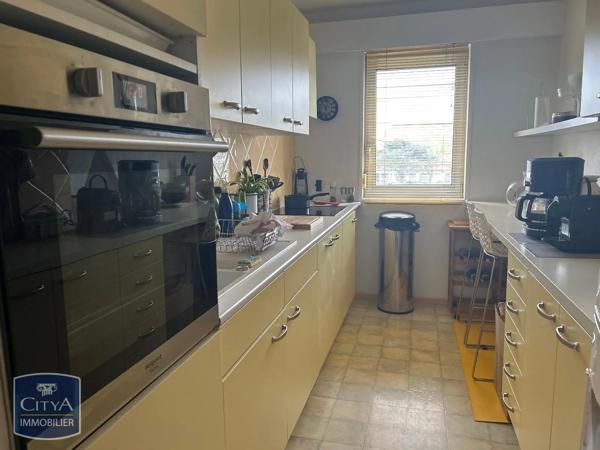 Appartement à louer 4 pièces 81.88m² Roanne (42300)