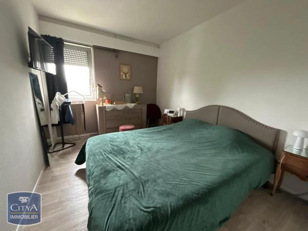 Appartement à louer 4 pièces 81.88m² Roanne (42300)