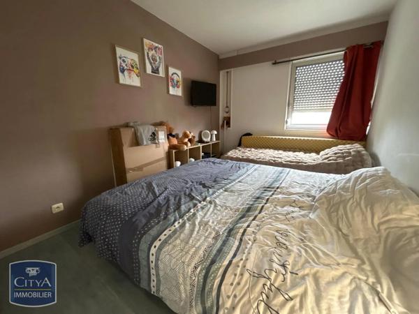 Appartement à louer 4 pièces 81.88m² Roanne (42300)