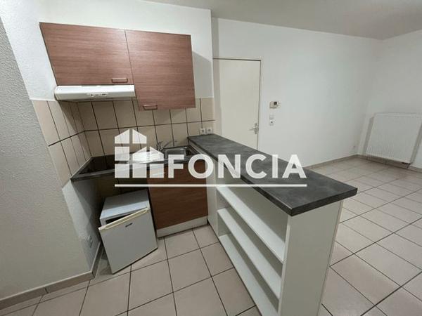 Location Appartement 2 pièces 37 m² - 15-17 RUE D'HARLING Florange 57190