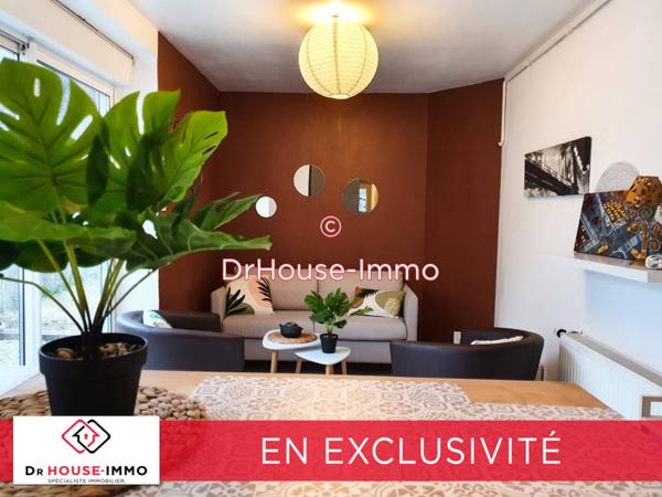 Immeuble à vendre 7 pièces de 144 m²