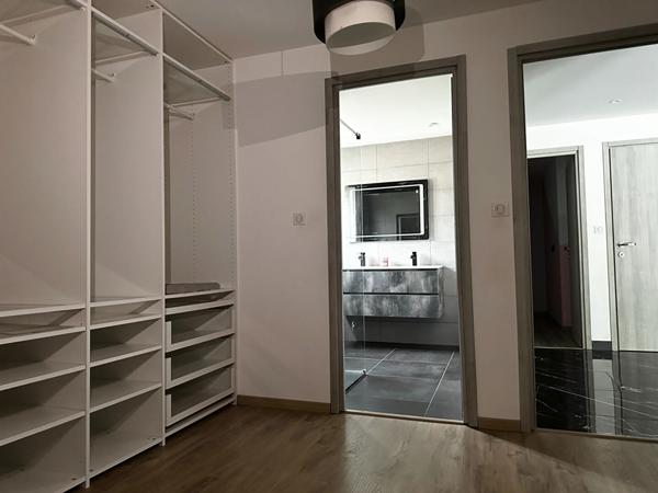 ONCOURT - MAISON 7 pièces 175 m2 avec grand hangar