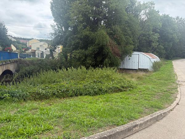 ONCOURT - MAISON 7 pièces 175 m2 avec grand hangar