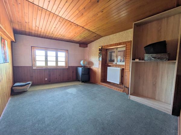 MAISON A VENDRE SAINT GERMAIN LAVAL - 141 m² - 5 CHAMBRES POSSIBLES - CAVE - JARDIN