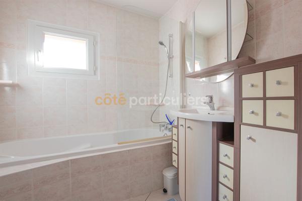 Location Appartement90 m² - 4 Pièces - SAINT CERGUES (74140)