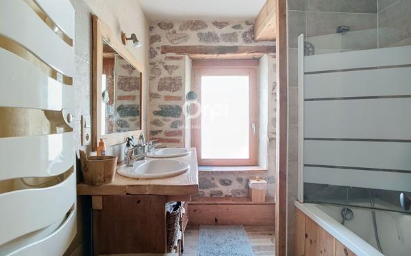 Maison à vendre    4 pièces •  Prades