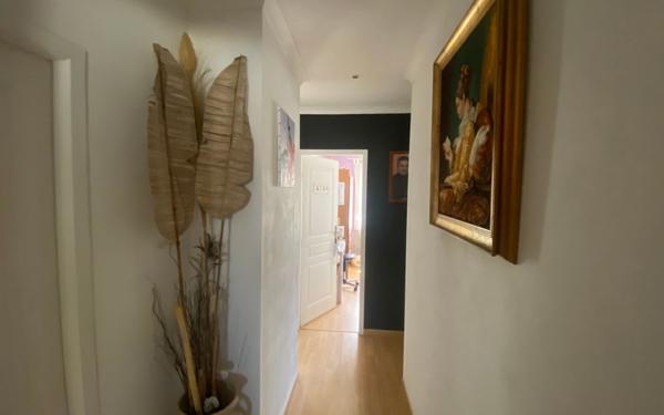 Maison à vendre    5 pièces •  Lunel-Viel