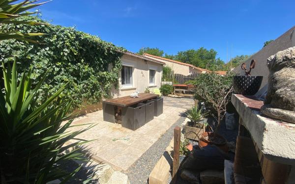 Maison à vendre    5 pièces •  Lunel-Viel