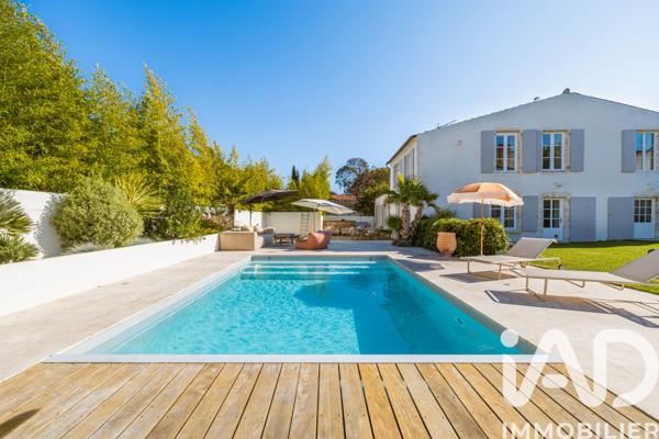 Maison à vendre 10 pièces 300 m² La Rochelle
