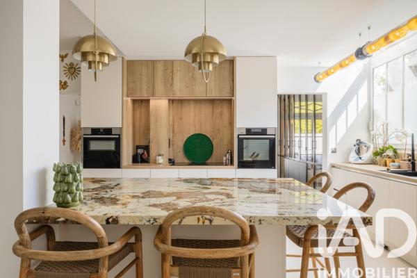 Maison à vendre 10 pièces 300 m² La Rochelle