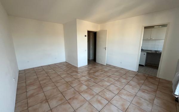 Appartement à louer    1 pièce •  Castres