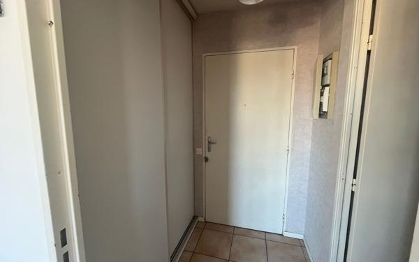 Appartement à louer    1 pièce •  Castres