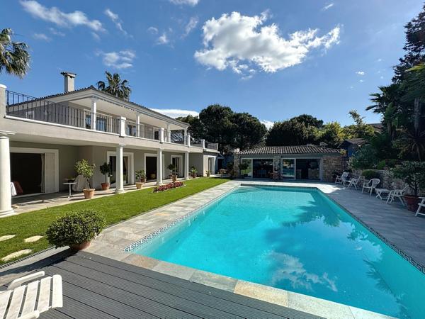 Maison à vendre  6 pièces - 270 m2 MOUGINS - 06