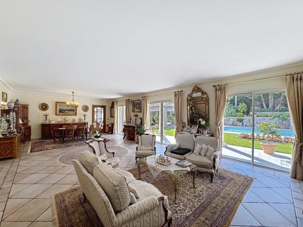 Maison à vendre  6 pièces - 270 m2 MOUGINS - 06
