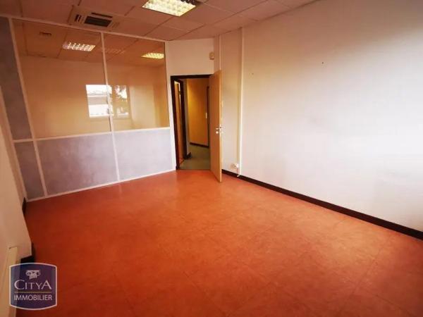 Local commercial à louer 422m² Firminy (42700)