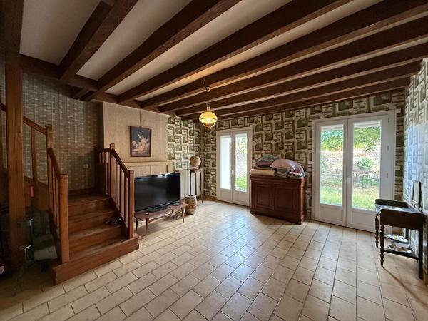 A vendre -Corps de ferme - 118m² - 6 pièces -Doué En Anjou - D5928