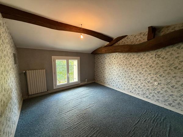 A vendre -Corps de ferme - 118m² - 6 pièces -Doué En Anjou - D5928