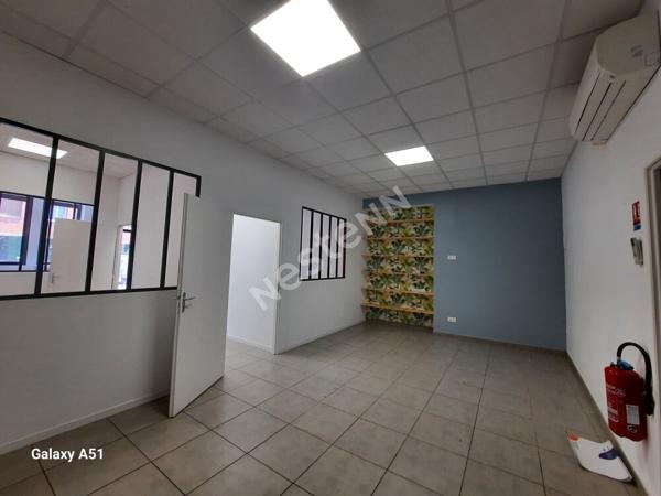 Local commercial 65 m² Montauban proche commissariat