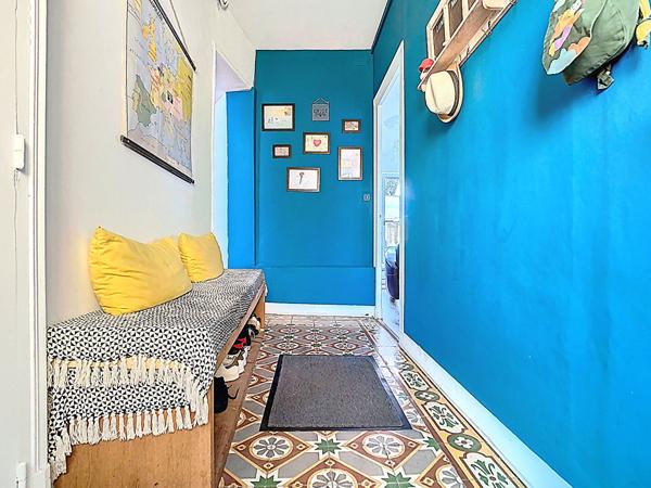 Grande maison de caractère proche des commodités à découvrir dans Les Hauts d'Anjou !