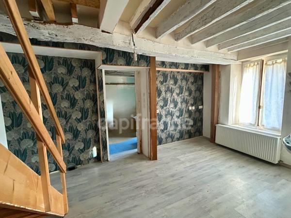 BAISSE DE PRIX !! 🏡 Maison pleine de charme et de potentiel – À vous d’écrire la suite ! ✨